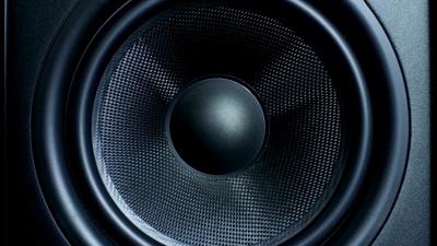 圆形音频扬声器脉动的特写镜头
