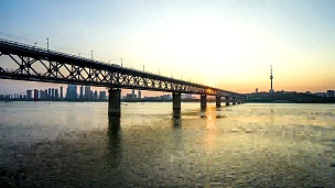 中国武汉长江大桥
