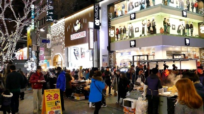 明洞市场，首尔，韩国。