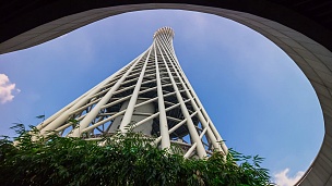 晴天广州市著名广东塔俯瞰全景 延时摄影中国