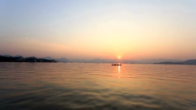 杭州西湖的天际线和日落，时光流逝