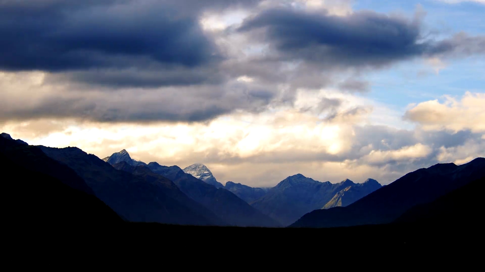 Milford Sound，新西兰菲尔德兰