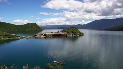 泸沽湖风光