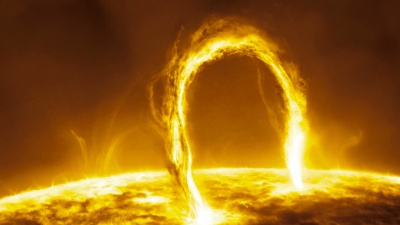 新的！太阳耀斑在太阳上喷发。电影质量VFX。