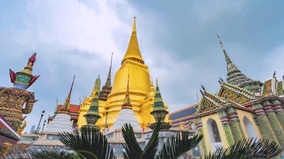 泰国曼谷Wat Phra Kaeo或翡翠佛寺的 延时地标