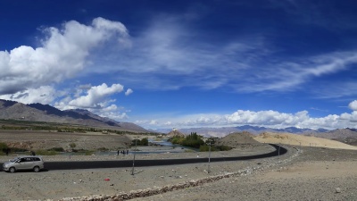 喜马拉雅山景观-Ladakh的Leh高速公路