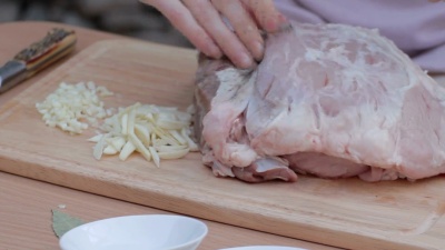 椒盐馅猪肉