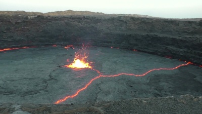 埃塞俄比亚埃尔塔阿勒火山的熔岩湖