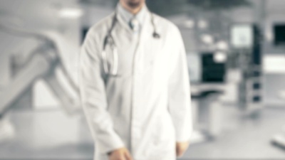 医生手持远程医疗