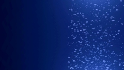 右侧漂浮的气泡