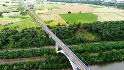 铁路桥隧