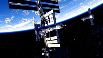 。航天器与国际空间站对接。384x2160
