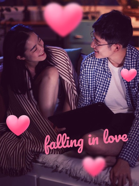 情人节情侣晒照PLOG模板预览效果