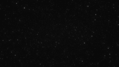 在外层空间环中通过密集星场旋转