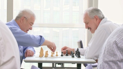 HD:两个老人在下棋