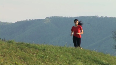 高清:女人慢跑