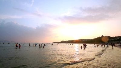 青岛日落海滩