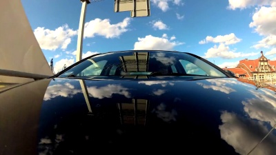 现代斜拉桥正视下的行车