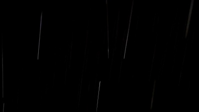 黑色上空孤立的大雨