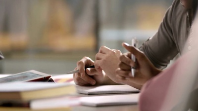 铜盘组学生一起学习