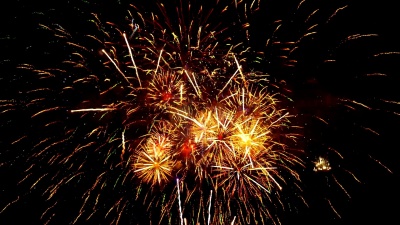 烟火。节日庆祝。慢动作镜头。