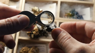 从地质收藏看岩石矿物晶体
