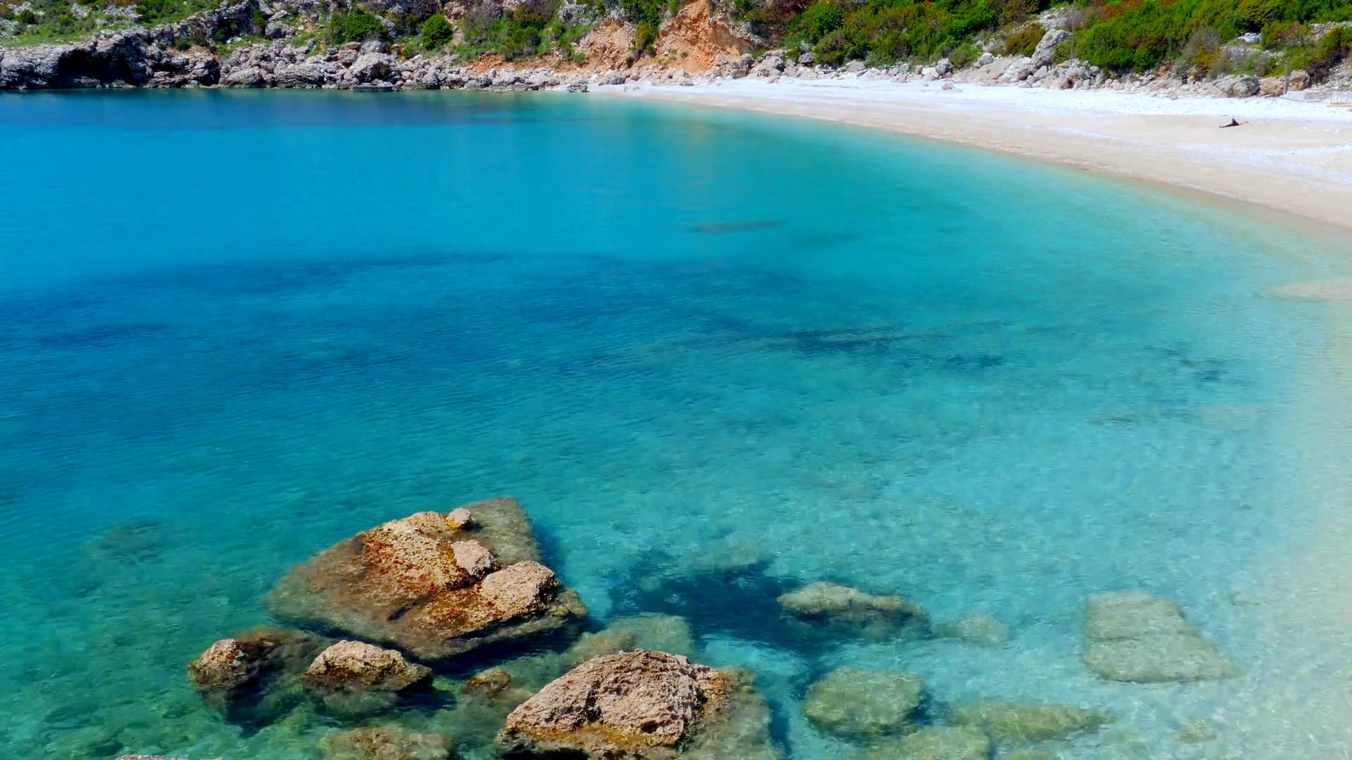 黑山的海岸，海洋，野生海滩