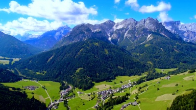 阿尔卑斯山美丽风景的风景