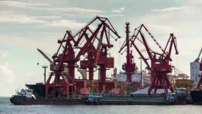 日光深圳市工作港工业起重机海湾全景 延时中国