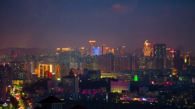 中国之夜珠海名山公园顶城市景观航空全景  timelapse