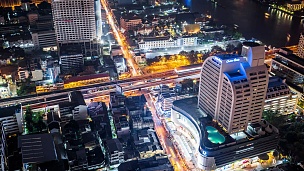 延时摄影-曼谷的夜间交通