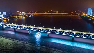 中国夜景照亮武汉名城长江大桥空中全景 延时摄影