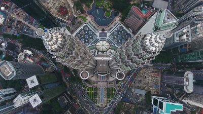 从无人机上看到Petronas双子塔