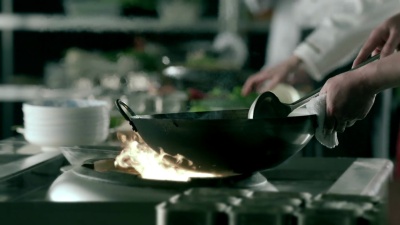 高清煎锅烧蔬菜，慢动作
