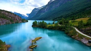 Lovatnet湖美丽的自然挪威。
