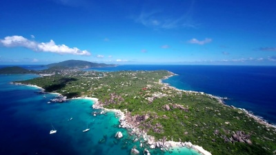 浴室的航空视频，维尔京戈达，BVI