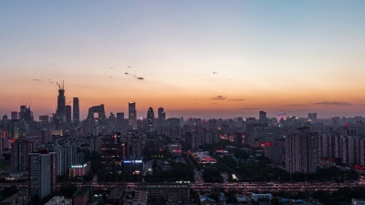 T/L WS HA PAN北京城市天际线黄昏到夜间过渡