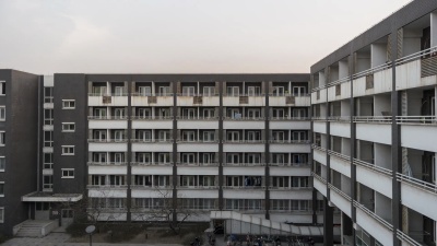 T/L WS ZI网格公寓从早到晚/北京，中国