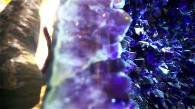 紫水晶Geode晶体3