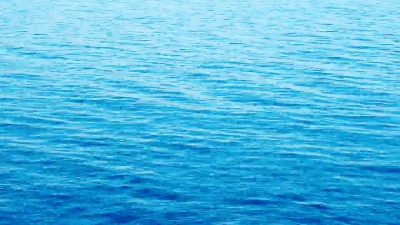 蓝色海面