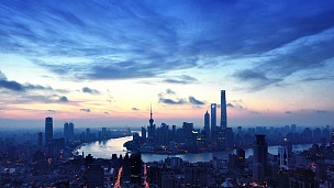   中国上海天际线日出时差