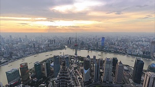 上海天际线和城市景观的日夜时差