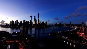 上海天际线与城市景观的昼夜延时摄影