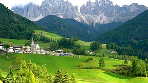 Santa Maddalena-Dolomites，意大利风景