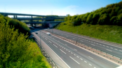 M25高速公路上的交通延时