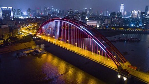中国夜景照亮武汉城市风光青川桥空中全景 延时摄影