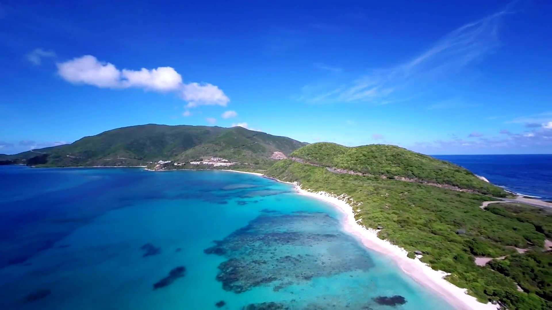 Savannah Bay，Virgin Gorda，British Virgin Islands的航空视频