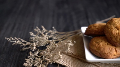燕麦葡萄干饼干