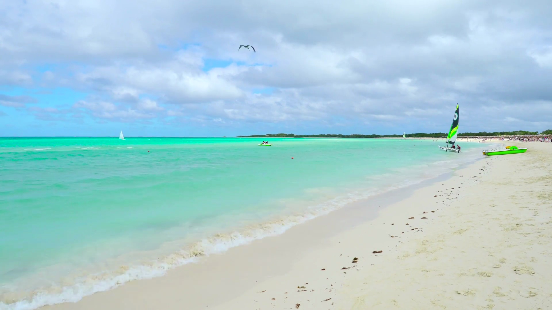 古巴，Cayo Coco，弗拉门戈海滩的绿松石水