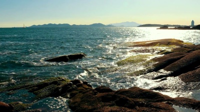 日落前的大海